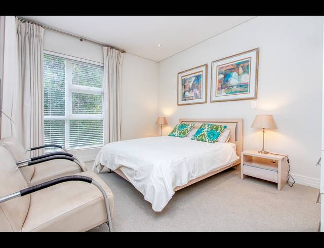 2 BEDROOM APARTMENT TO LET IN HYDE PARK